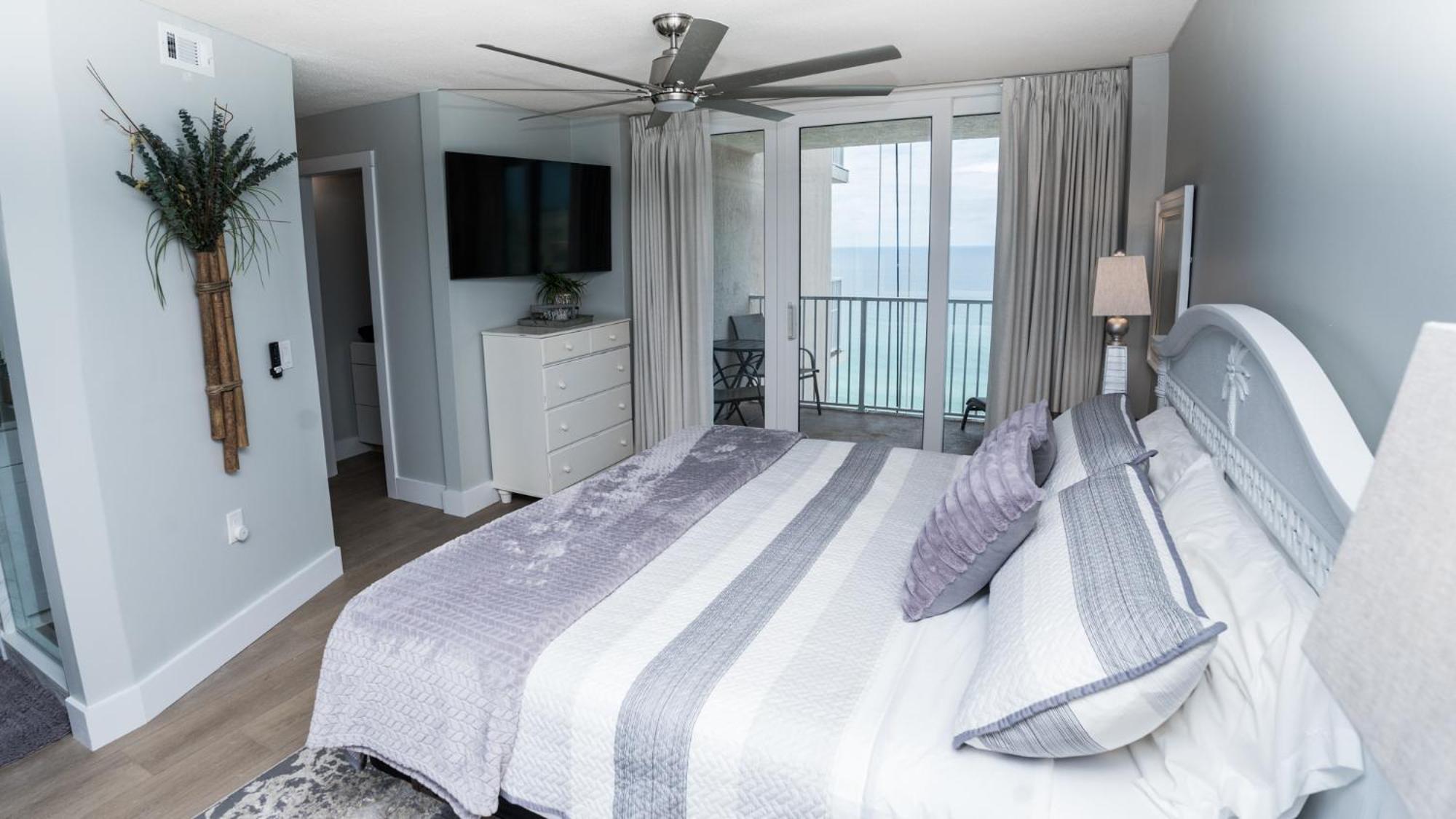 New Rental - 3Br 3Ba Corner Beachfront - 2024 Remodel - 3 Pools, Tiki Hut, Gym, Tennis Panama City Beach Exterior photo